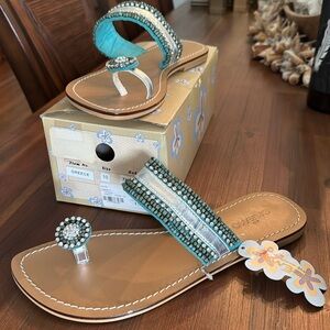 SKĒMO Size 10 NEW in box Turquoise embellished Sandals